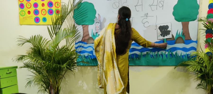 Storytelling Sessions Build Imagination and Thinking in Pithuwala