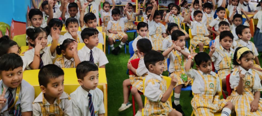 Storytelling Sessions Build Imagination and Thinking in Pithuwala