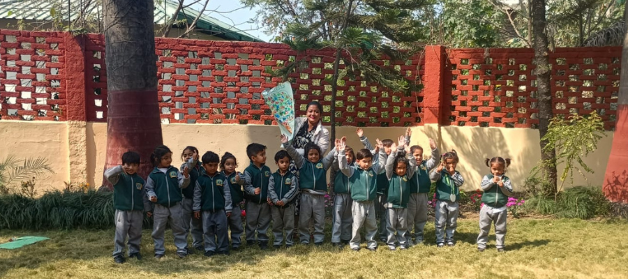 Fun Sponge Printing Holi Activity